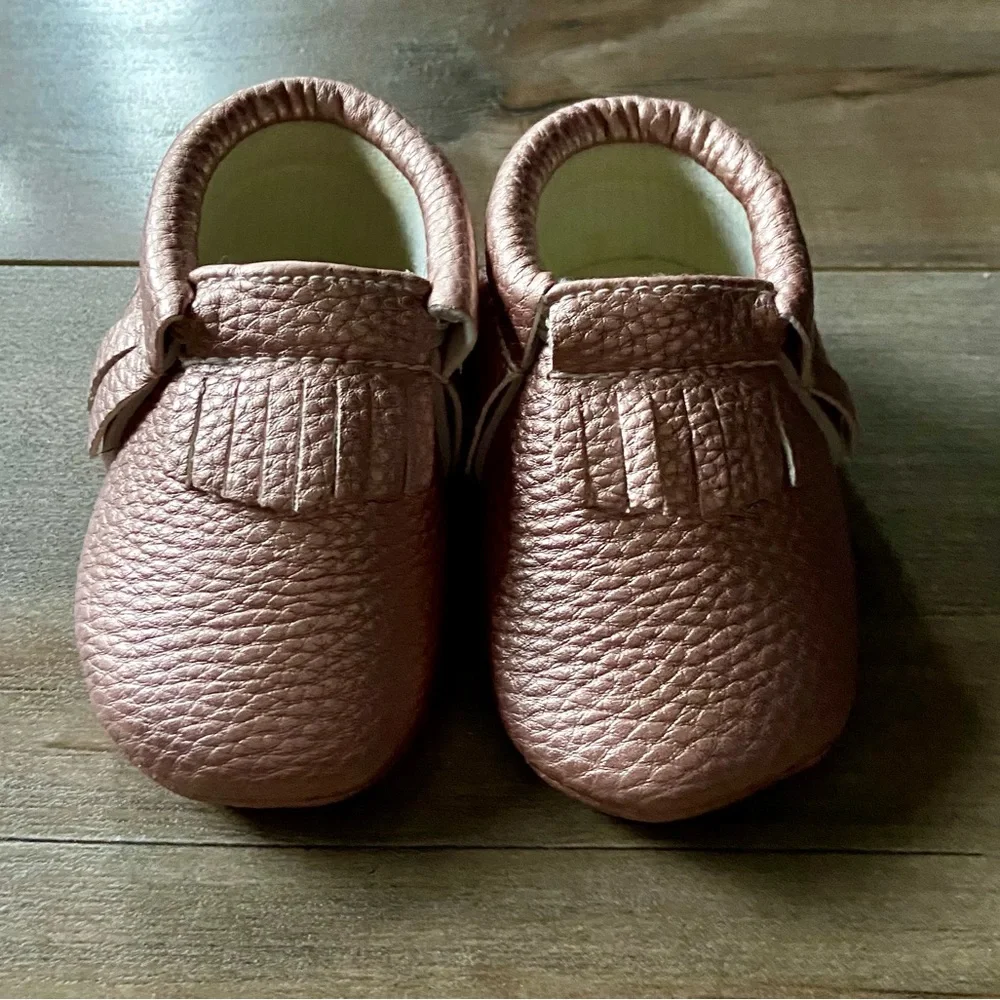 Sweet N Swag Moccasins in Metallic Rose/Pink